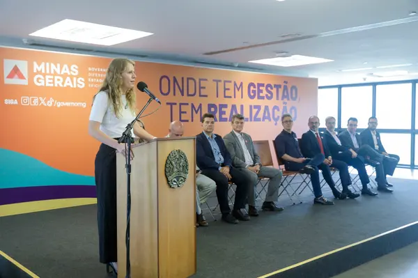 Governo de Minas implanta transferência digital de veículos em todo o estado, levando mais facilidade e agilidade para vendedor e comprador