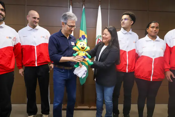 Governo de Minas sanciona lei e amplia bolsa de incentivo para atletas e treinadores surdos