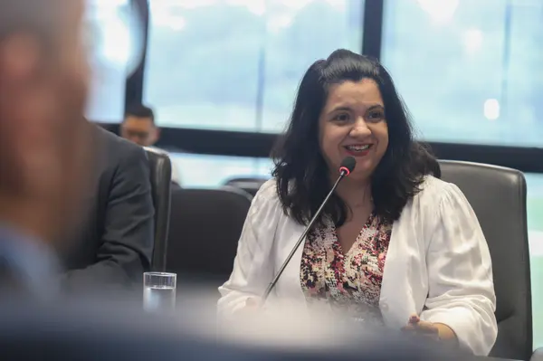 Governo de Minas sanciona lei e amplia bolsa de incentivo para atletas e treinadores surdos