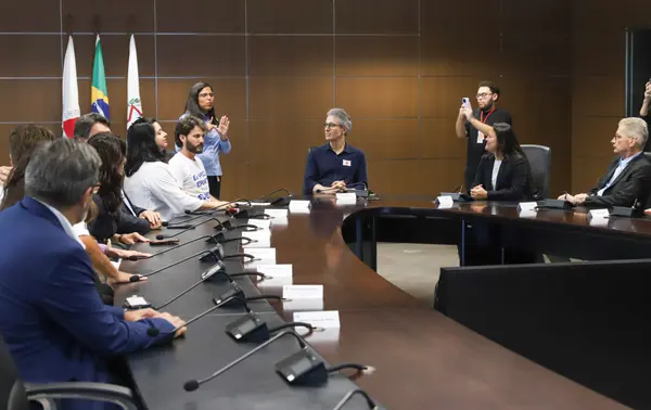 Governo de Minas sanciona lei e amplia bolsa de incentivo para atletas e treinadores surdos