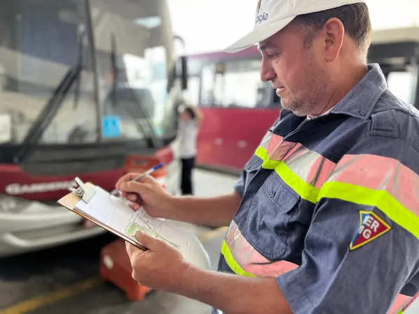 Governo de Minas encerra contratos com empresa de ônibus e transfere operação definitiva de linhas do Sul do estado