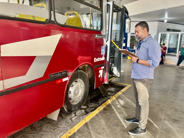 Governo de Minas encerra contratos com empresa de ônibus e transfere operação definitiva de linhas do Sul do estado