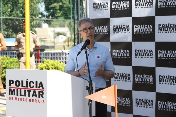Governador participa da passagem de comando de diretorias da PMMG e da entrega da Medalha de Mérito Militar