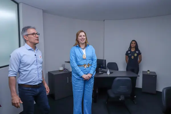 Governo de Minas lança PCMG por Elas, política para reforçar enfrentamento à violência contra a mulher