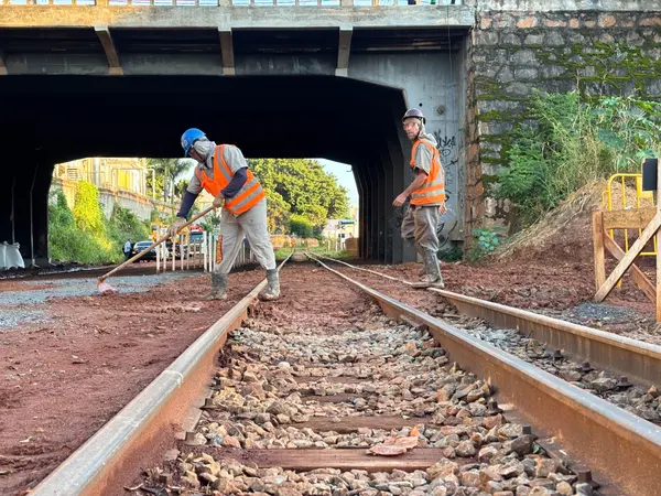 Governo de Minas vistoria obras adiantadas do Metrô da RMBH e reforça cronograma de inaugurações para 2026
