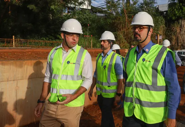 Governo de Minas vistoria obras adiantadas do Metrô da RMBH e reforça cronograma de inaugurações para 2026