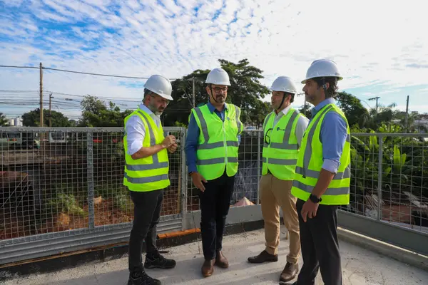 Governo de Minas vistoria obras adiantadas do Metrô da RMBH e reforça cronograma de inaugurações para 2026