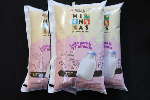 Governo de Minas lança programa Leite para a Primeira Infância para garantir alimento essencial a crianças de até 6 anos