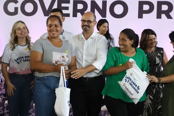Governo de Minas lança programa Leite para a Primeira Infância para garantir alimento essencial a crianças de até 6 anos