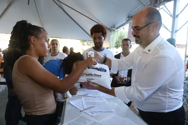Governo de Minas lança programa Leite para a Primeira Infância para garantir alimento essencial a crianças de até 6 anos