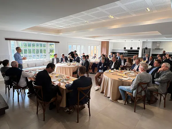 Governador apresenta balanço de investimentos privados e ações de educação no Fórum da Liberdade, em Porto Alegre (RS)