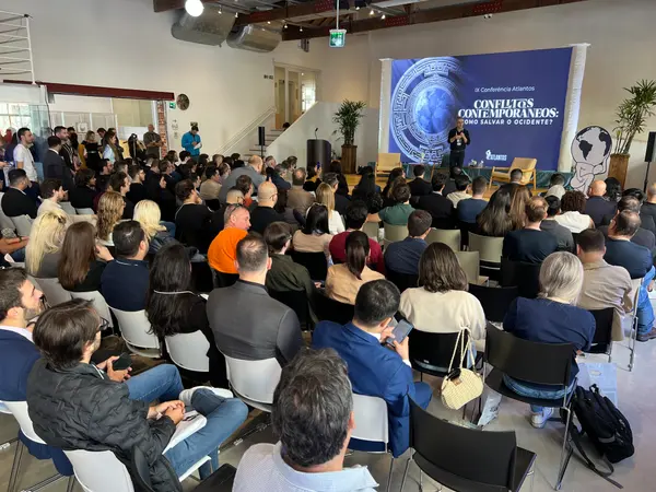 Governador foi o palestrante da abertura da 9ª edição da Conferência Atlantos