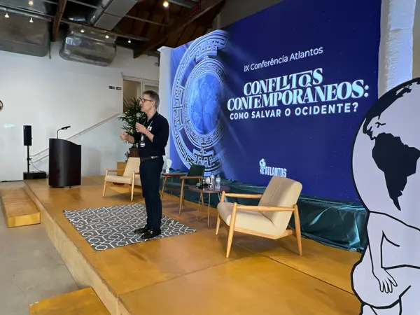 Governador foi o palestrante da abertura da 9ª edição da Conferência Atlantos