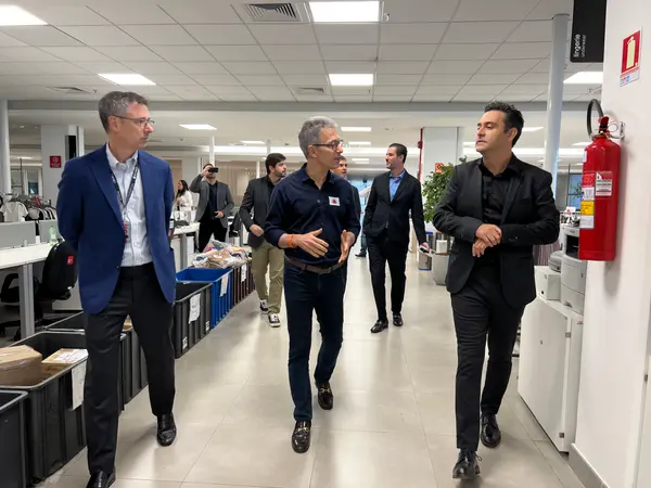 O governador Romeu Zema também se reuniu com diretores da Lojas Renner S.A., no centro administrativo da empresa, em Porto Alegre