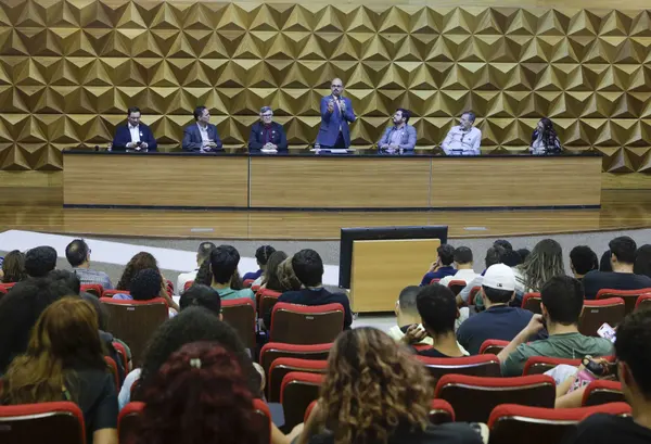 Governo de Minas participa da abertura do evento Mercado em Conexão, da Universidade Federal de Minas Gerais