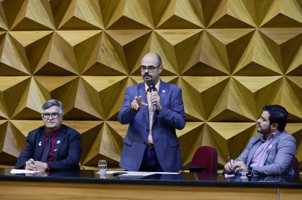 Governo de Minas participa da abertura do evento Mercado em Conexão, da Universidade Federal de Minas Gerais