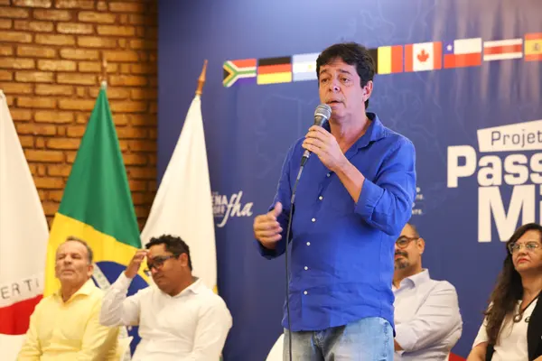 Governo de Minas amplia Passaporte Mineiro do Conhecimento para todas as 794 escolas de Ensino Médio em Tempo Integral do estado