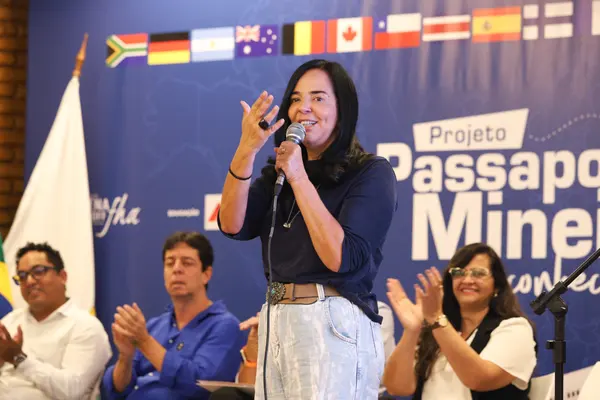 Governo de Minas amplia Passaporte Mineiro do Conhecimento para todas as 794 escolas de Ensino Médio em Tempo Integral do estado