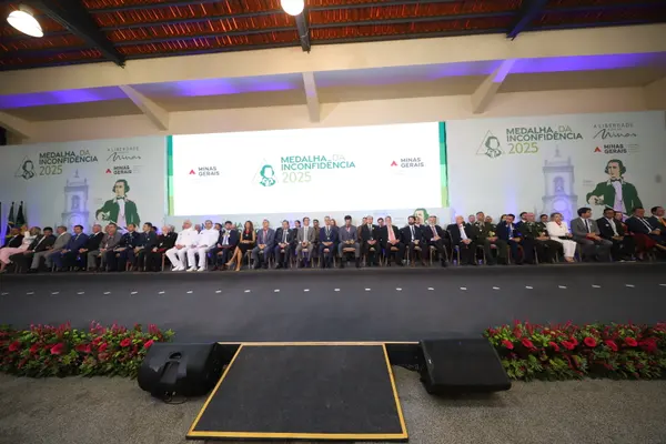 Cerimônia de entrega da Medalha da Inconfidência 2025