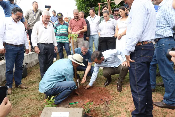 Governador vistoria alça viária em Bom Jesus da Penha e escola revitalizada em Jacuí