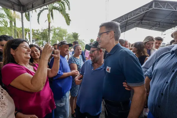 Governador vistoria alça viária em Bom Jesus da Penha e escola revitalizada em Jacuí