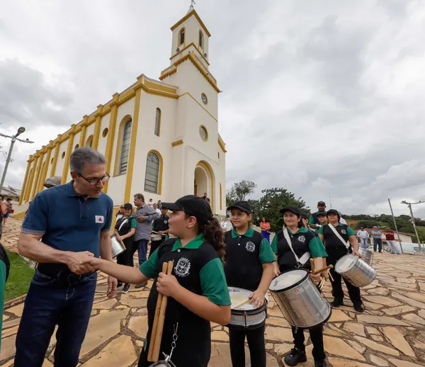 Governador vistoria alça viária em Bom Jesus da Penha e escola revitalizada em Jacuí