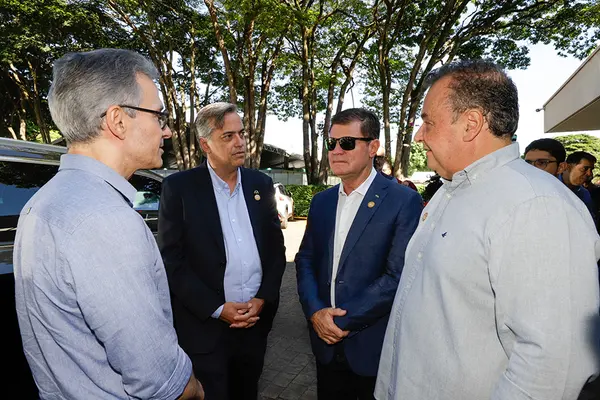 Governador participa da abertura da 90ª edição da tradicional ExpoZebu, em Uberaba