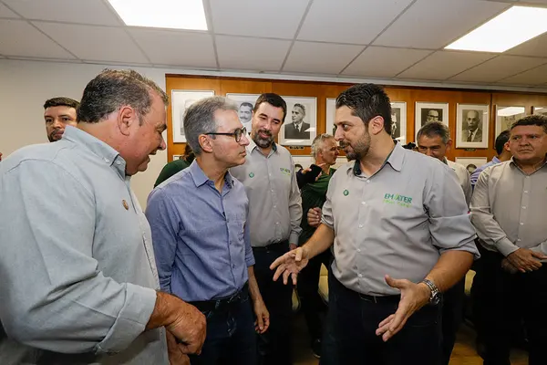 Governador participa da abertura da 90ª edição da tradicional ExpoZebu, em Uberaba