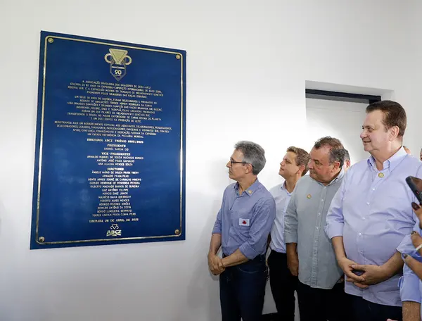 Governador participa da abertura da 90ª edição da tradicional ExpoZebu, em Uberaba