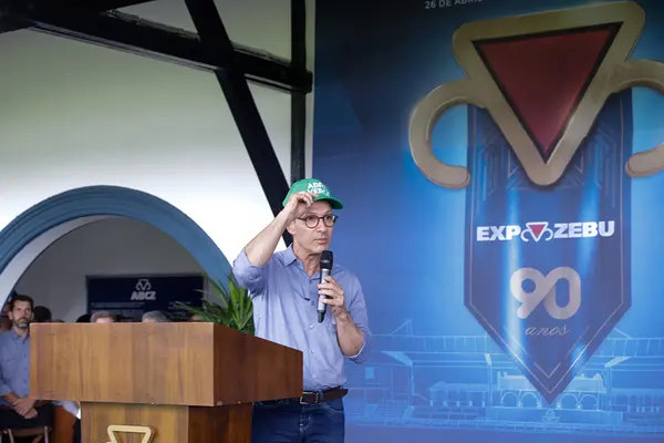 Governador participa da abertura da 90ª edição da tradicional ExpoZebu, em Uberaba