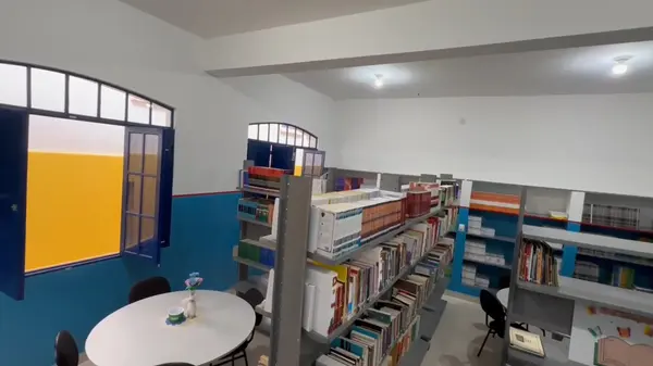 Nova biblioteca da Escola Estadual Doutor João Nogueira de Almeida