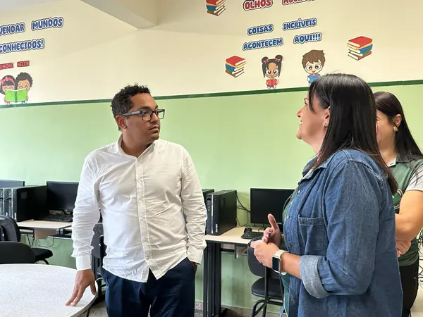Secretário de Educação, Igor de Alvarenga, vistoria Escola Estadual Expedicionário Geraldo Baêta, em Entre Rios