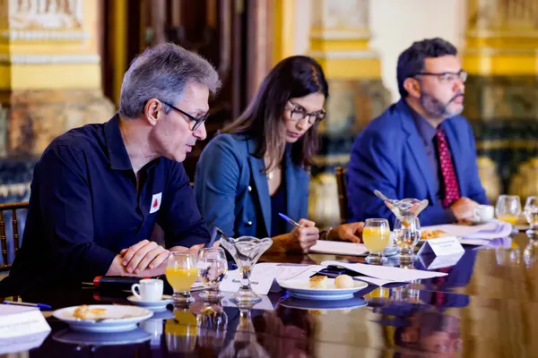 Governo de Minas se reúne com instituições de Justiça para tratar da adesão ao Propag