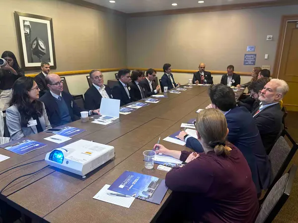 Nos Estados Unidos, Governo de Minas defende biocombustíveis como alternativa para redução de emissão de gases de efeito estufa