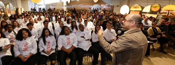 Governo de Minas forma 58 estudantes de curso Técnico em Gastronomia pelo Trilhas de Futuro