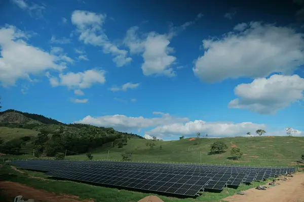 Alcançando 12 gigawatts, Minas Gerais mantém liderança nacional na geração de energia solar 