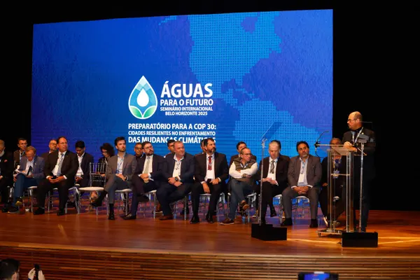 Governo de Minas participa da abertura do Seminário Internacional Águas para o Futuro