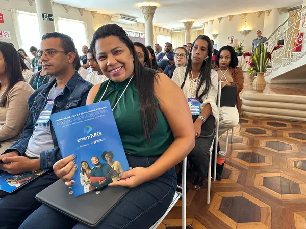 Formação para professores na plataforma Enem MG, em Teófilo Otoni.