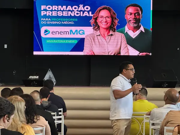 Formação para professores na plataforma Enem MG, em Teófilo Otoni.