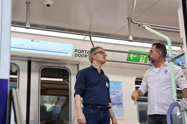 Na China, Governo de Minas conhece fábrica dos novos trens do Metrô da RMBH
