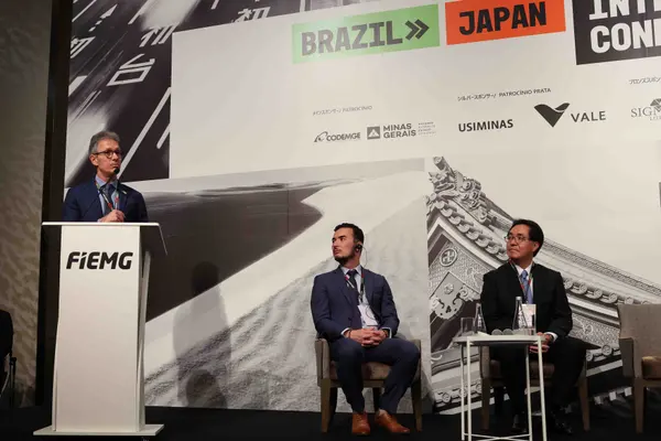 Governo de Minas apresenta oportunidades a investidores japoneses durante missão na Ásia