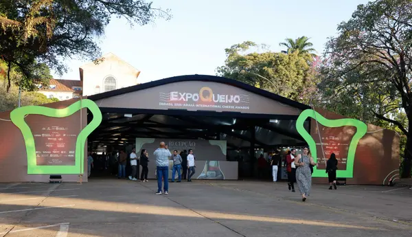 Governo de Minas abre ExpoQueijo com participação do maior número de iguarias estrangeiras da história