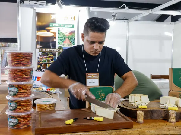 Governo de Minas abre ExpoQueijo com participação do maior número de iguarias estrangeiras da história