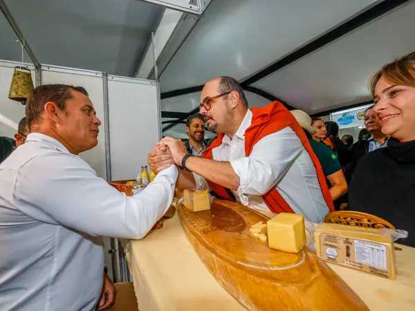 Governo de Minas abre ExpoQueijo com participação do maior número de iguarias estrangeiras da história
