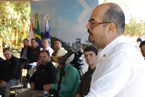 Governo de Minas autoriza pavimentação da rodovia MG-170 entre Pimenta e Guapé