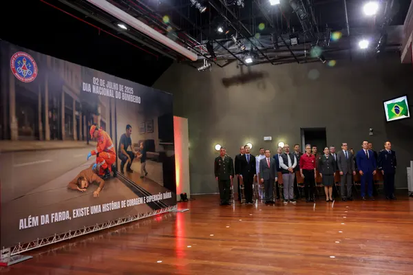 Governo de Minas celebra o Dia Nacional do Bombeiro com solenidade para a corporação no estado