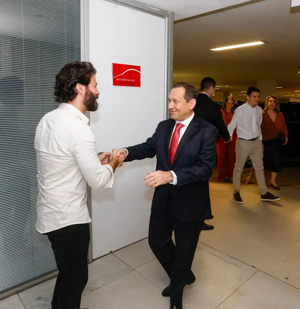Governador em exercício participa do lançamento da cartilha sobre Fóruns Digitais