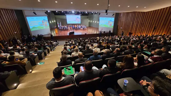 Governo de Minas alcança marca de 10 mil títulos de posse de terra entregues