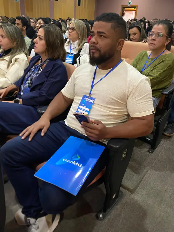 Minas reúne 250 educadores em Belo Horizonte e reforça preparação dos professores para o Enem