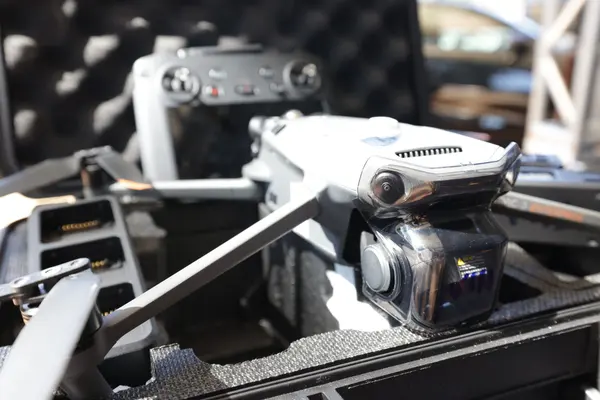 A Polícia Civil também recebeu um drone e uma viatura descaracterizada para a nova unidade da Deam de Ibirité